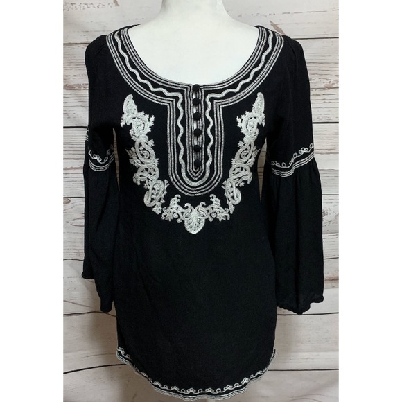 NWOT XXI Black Tribal Tunic Dress